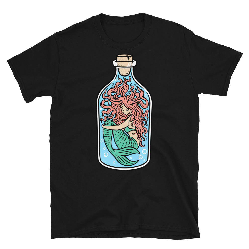 Sirena en la botella Fit Unisex Softstyle Camiseta